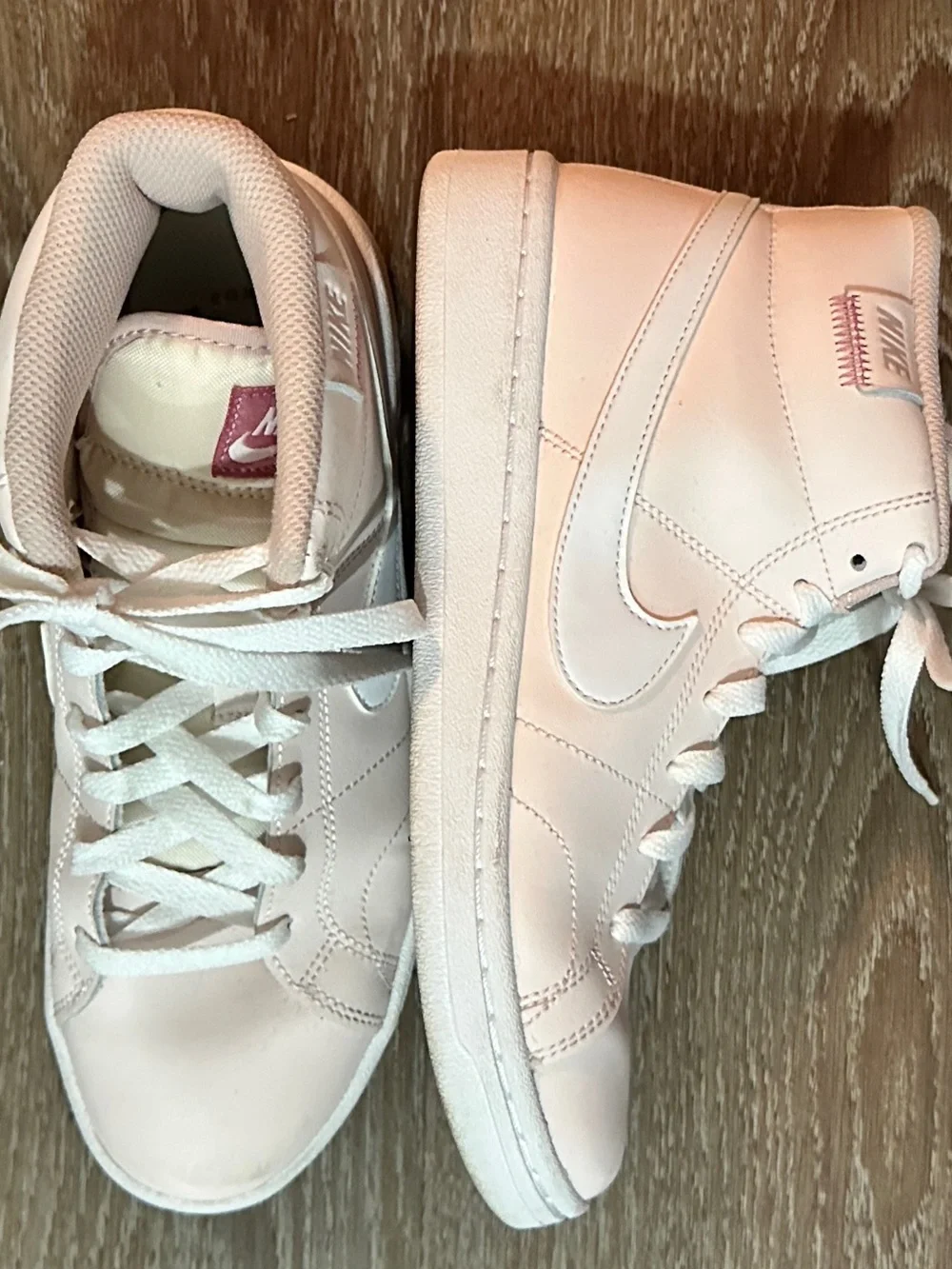 Nike WOMEN'S NIKE COURT ROYALE 2 MID SNEAKERS size 7 Pink White VGC